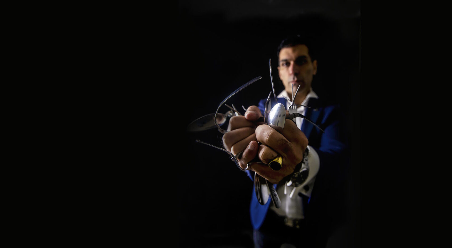 simon ravenda bending spoons